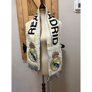 Real Madrid CF Soccer Scarf White Black Yellow Knit Fan Scarf with Fringe Logo